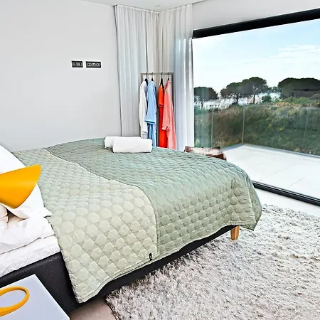 Villa 3 Bdrm Vacation • Sea View • Cala De Mijas *